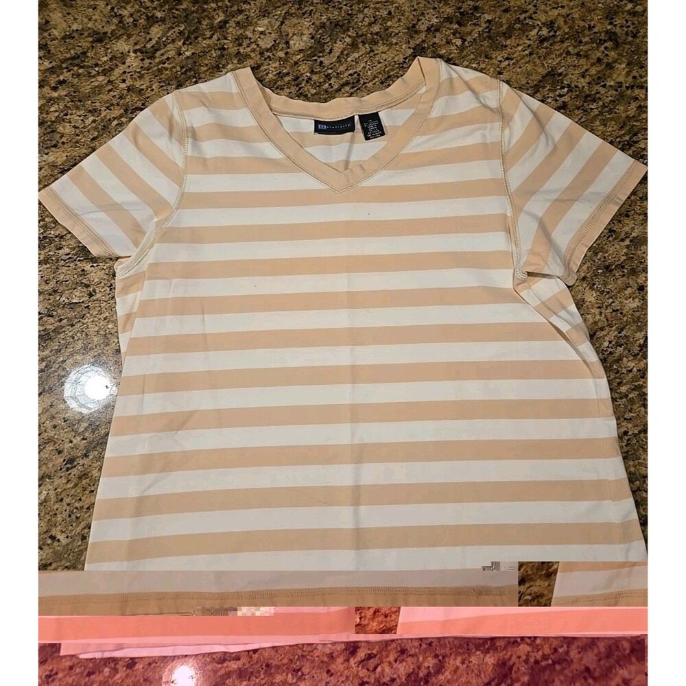 Relativity v-neck tee t-shirt Beige Stripe Womens size 1X